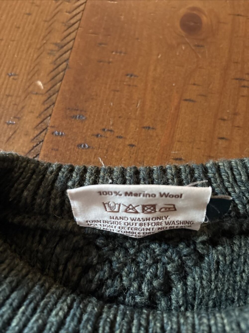 saol ireland sweater Green Cable Knit 100% Merino Wool Size Small - Picture 7 of 7